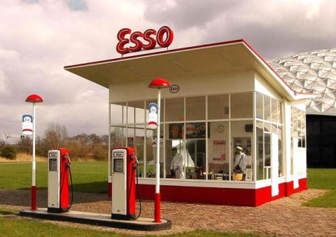 Dudok benzinestation 09s 480x339